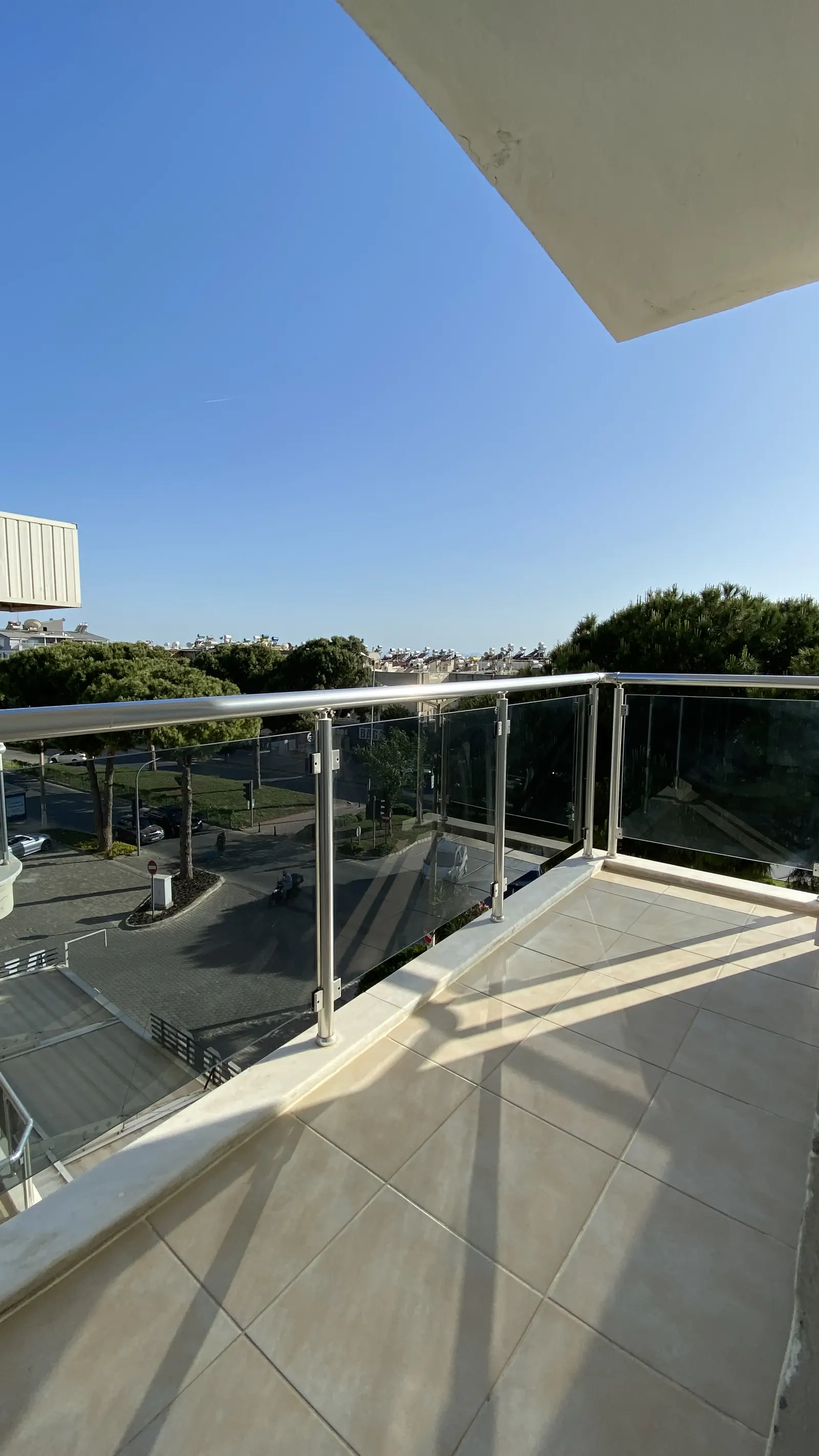 Lera Hotel Balkonda Dinlenme Keyfi